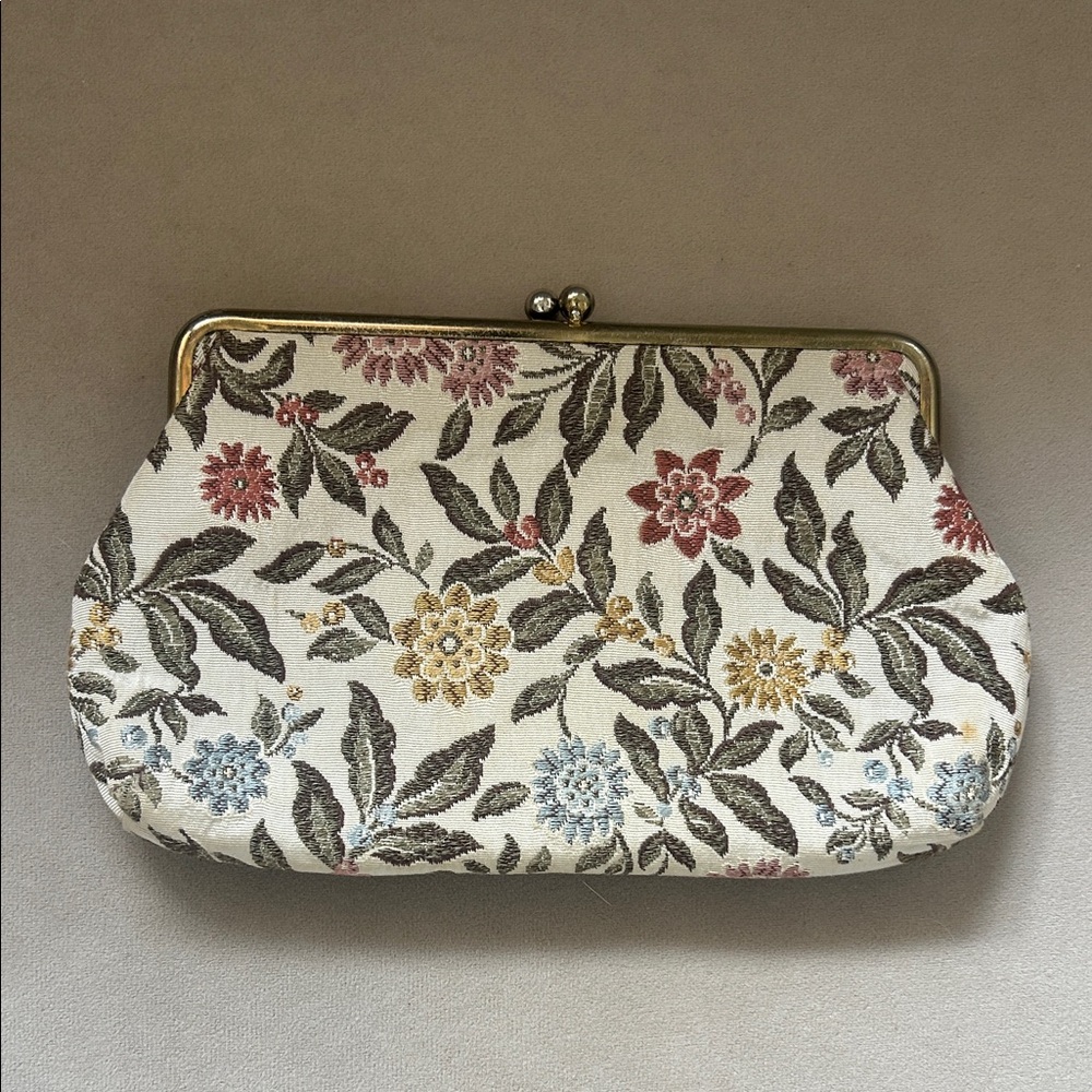 Floral tapestry Patterned  coin Clutch Bag